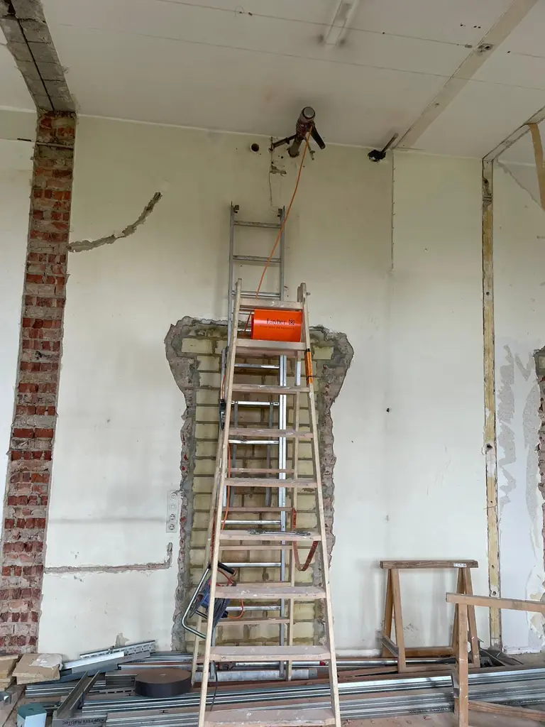 Geschliffene Betonoberfläche nach der Bearbeitung